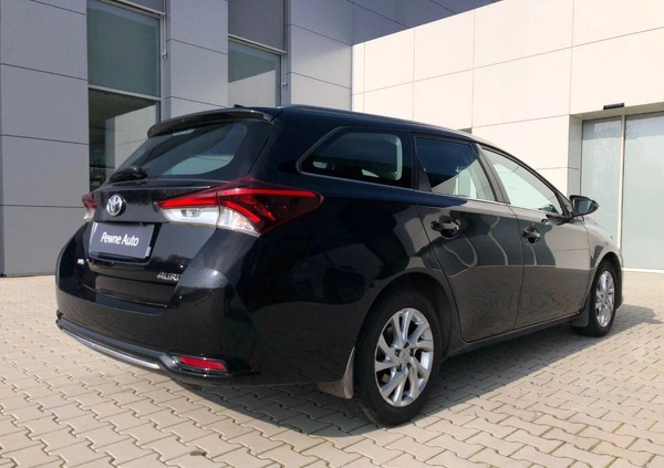 Toyota Auris cena 53900 przebieg: 188214, rok produkcji 2016 z Wyszogród małe 466